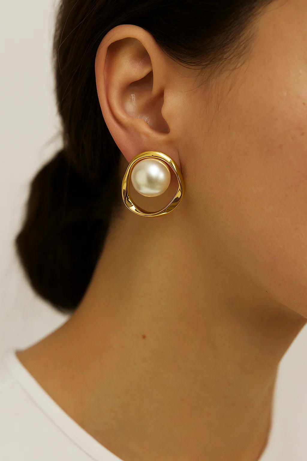 Luna Orbit Pearl Earrings
